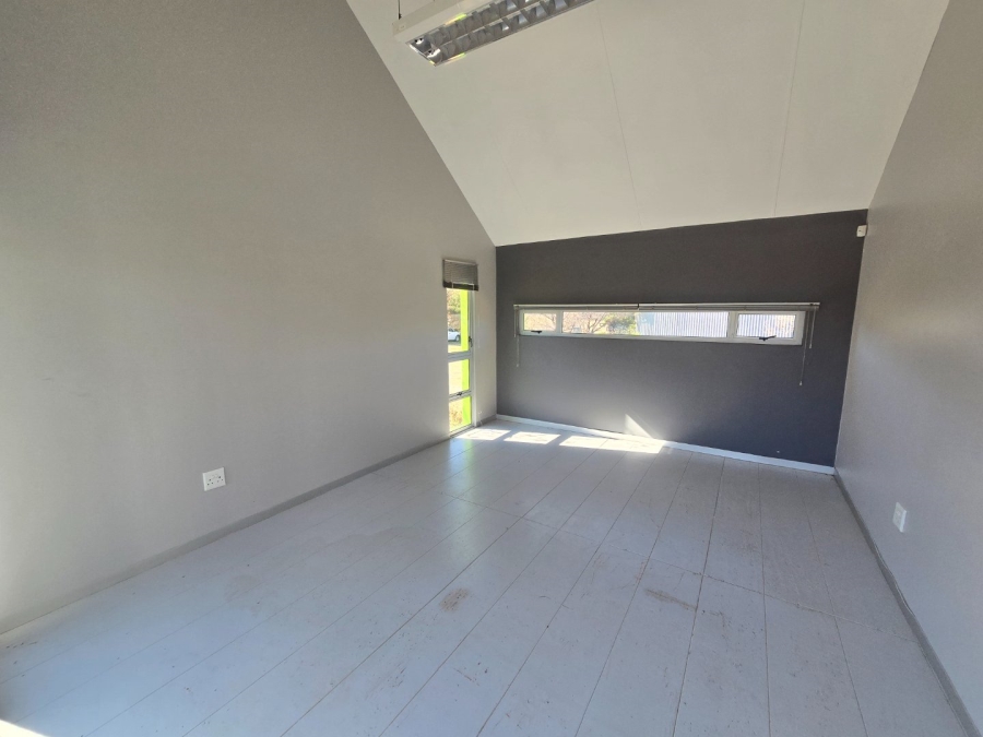 14 Bedroom Property for Sale in Rayton Free State